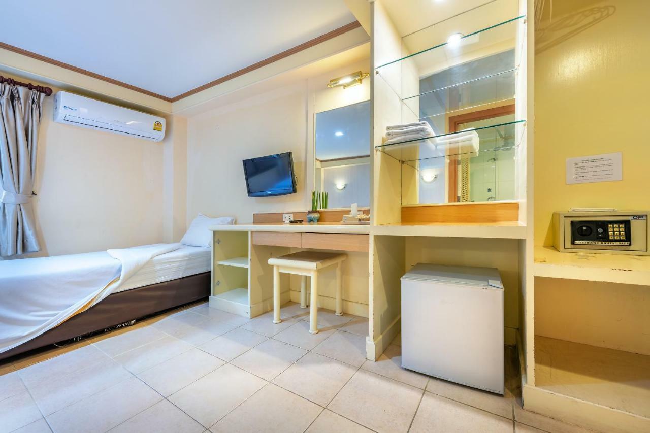 Patong Beachfront Boutique Hotel Kültér fotó