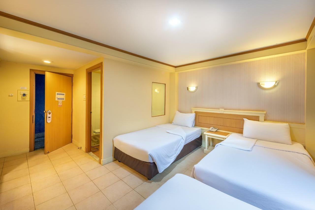Patong Beachfront Boutique Hotel Kültér fotó